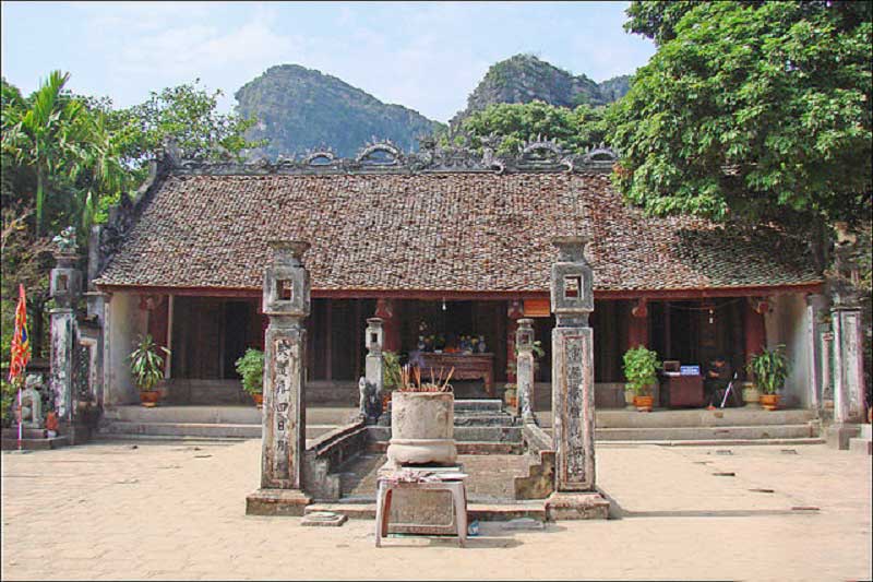 den-tho-vua-le.jpg