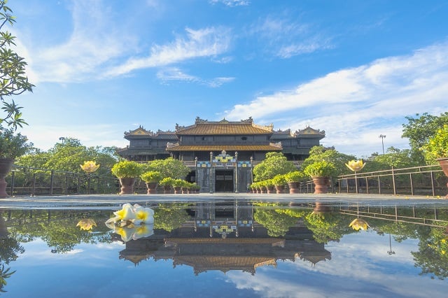 kinh-thanh-hue.jpg