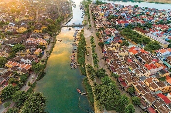 bo-song-hoai-ve-dep-yen-binh-pho-co-hoi-an.jpg